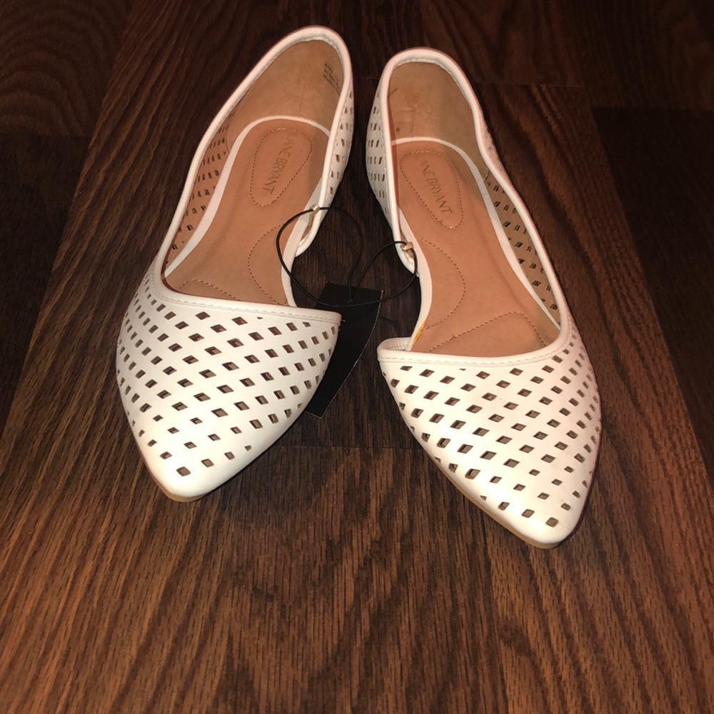 White Dorsey flats brand new